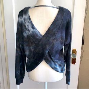 Womens junior size medium (7-9) workout top No Boundaries excellent cond…